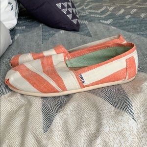 Toms Slip-on Shoe